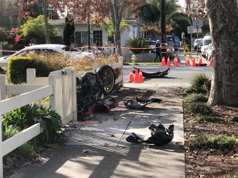 Motorcycle crash in San Jose, 3 people hospitalized